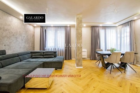 Galardo Real Estate présente à votre attention un appartement moderne et spacieux avec 2 chambres dans le quartier de Boyana dans un immeuble situé sur la rue Panorama Road. L’appartement est confortable et très spacieux, les sols sont avec du parque...