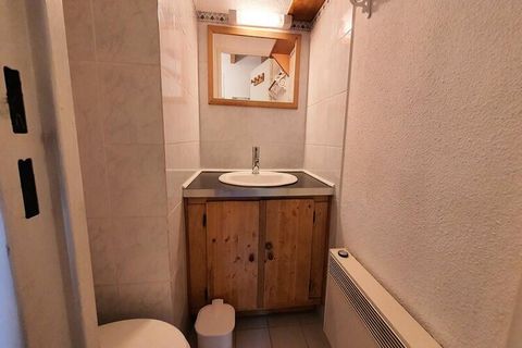 Dieses gemütliche, 34 m² große Apartment befindet sich in einer kleinen, ruhigen Residenz im Herzen von Chantemerle und bietet einen ruhigen Rückzugsort mit Südbalkon. Die Wohnung ist ideal für 4-5 Personen und liegt im ersten Stock der Residenz Le M...