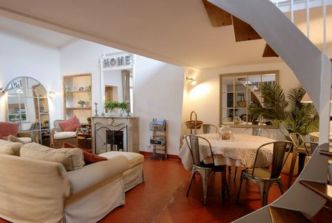 Superbe Duplex T3 avec Terrasse au Cur d'Aix-en-Provence