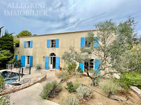 In the heart of the Village of Calenzana, this exceptional property has multiple potentialities, you will have the choice between: The very large family house allowing to receive while preserving its independence, A holiday home with a part generatin...