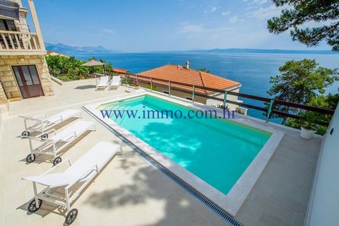 Beautiful villa with swimming pool for sale, situated near Sumartin on the island of Brač. It is located only 40 m from the sea. The villa is south facing, enjoying wonderful sea views. The property is spread over three floors with a total of 7 bedro...