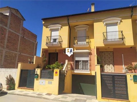 This modern townhouse is located in a new urbanisation in Rute in the Cordoba province of Andalucia, Spain. The house is made up of 4 levels. The basement of 100m2 has capacity for 4 cars, the gate is electric and opens with remote control, this spac...