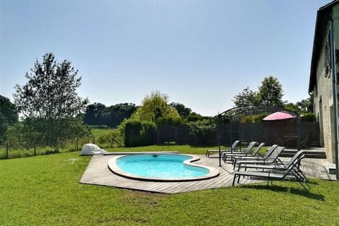 Domaine du Grand Toutre offers luxury detached and terraced villas with a garden, a terrace, and a private pool. The villas are situated in a circle and offer a lot of privacy; ideal for those who want peace and quiet and for lovers of French country...