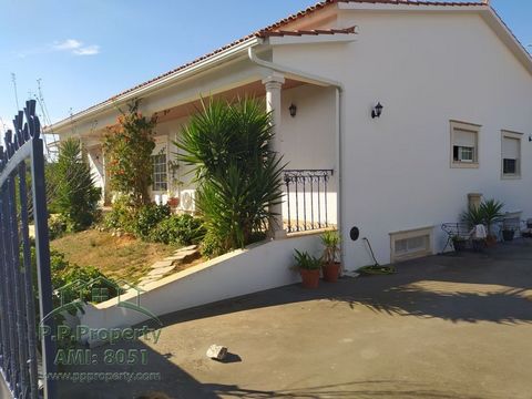 3 + 2-bedroom villa next to the city of Tomar in central Portugal 3 + 2-bedroom villa next to the city of Tomar in central Portugal This villa with ground floor and basement with 420m2 of construction is inserted in a plot of land with 925m2 complete...