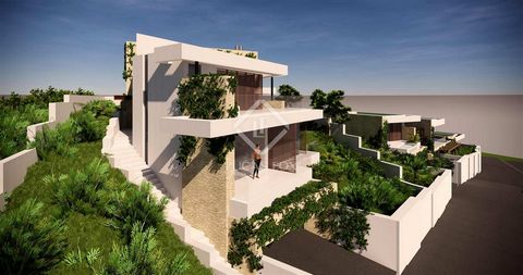 Introducing an exceptional opportunity – one of the last remaining plots for sale in an unparalleled location, just a 5-minute drive to both Ibiza town and the airport. Beyond its breathtaking views and prime neighbourhood, this plot offers an exclus...