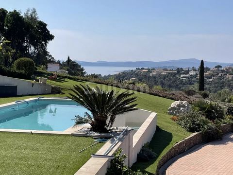 67810EP.Come and discover this pleasant modern and Provencal house, on one level, renovated, in a quiet and residential area. Built on a plot of 4000M2 entirely fenced and planted with Mediterranean species, it has an infinity pool and its relaxation...