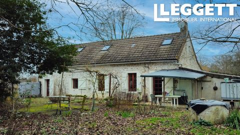 A27129ABR03 - In a quiet location, this charming stone farmhouse offers a spacious living area. Featuring stone walls and wooden beams, the interior has a rustic allure. Currently configured with two living rooms, a kitchen, two bedrooms, a bathroom,...