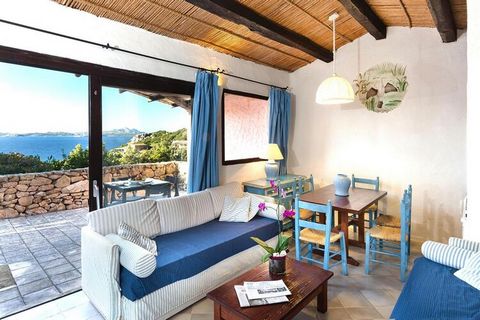 In the best hillside location, a few hundred meters above the town center, this attractive apartment complex offers a fantastic view of the sea or the surrounding green hilly landscape. The 35 typical Sardinian apartments, built of light natural ston...