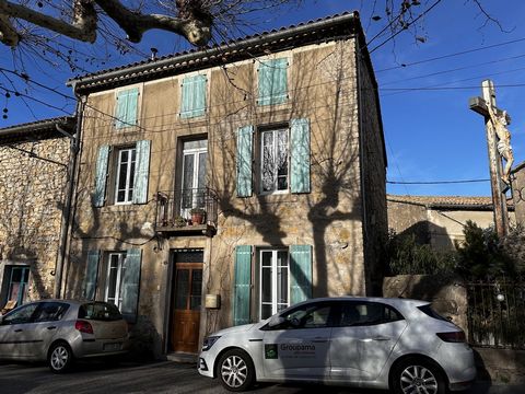 Sold rented. Lease in progress. In Serviés-en-val, discover this spacious village house of 220m2 of living space on three levels. It is composed of: On the ground floor: Entrance, living room, kitchen, office, shower room, laundry room, WC. On the fi...