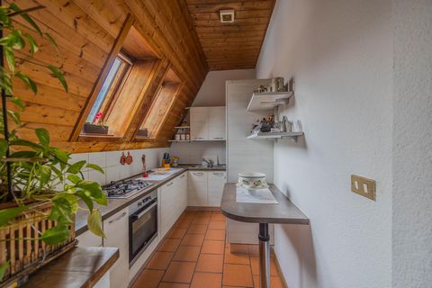 Welcome to this apartment, situatet in an old building which was built in 1897 and is located in Via Otto Huber a Merano. As soon as you enter this apartment, you are greeted by a spacious living room that is flooded with a unique brightness thanks t...