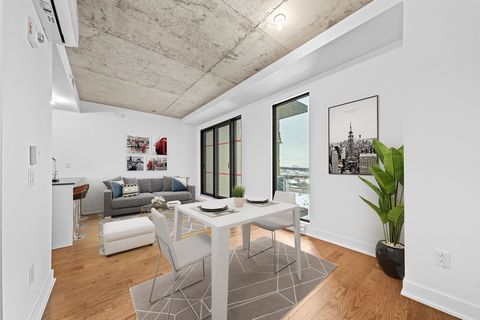 Magnificent new condo never lived in with beautiful rooms in the Auguste & Louis project in Montreal! Located on the 9th floor, you have an unobstructed view of Montreal as well as access to all the project's facilities (training room, club house on ...