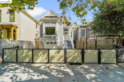 Welcome to a remarkable West Oakland investment - a Victorian home and backyard cottage offering versatile prospects. Set amidst the area's historical tapestry, this property blends timeless charm with modern allure. Its proximity to transit, parks, ...