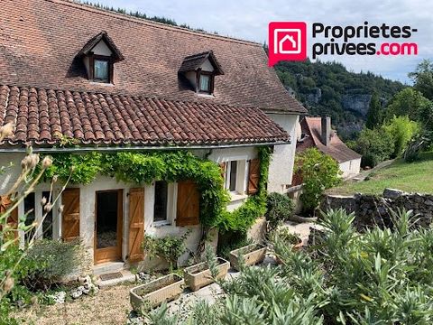 46330 Bouzies - village house of almost 105 m², 4 rooms, 2 bedrooms with cellars, garage and land of almost 550 m². A few minutes from St Cirq Lapopie, in the heart of a village of character and enjoying an exceptional view, this pretty village house...