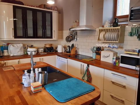 This centrally positioned village house is close to services including bars/restaurants, supermarkets, a station (Toulouse approx 80-90 minutes) a weekly market and a gym. The house is arranged over three floors, of which the living spaces are of a g...
