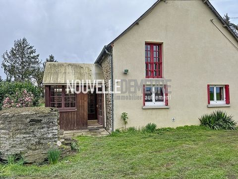 NEW, Sandrine FRANCZUK from the Nouvelle Demeure agency in St Brice en Cogles presents you in EXCLUSIVITY a charming stone house composed of a living room of 31m2 with fireplace. Upstairs is a large bedroom, a shower room and a separate toilet. Outsi...