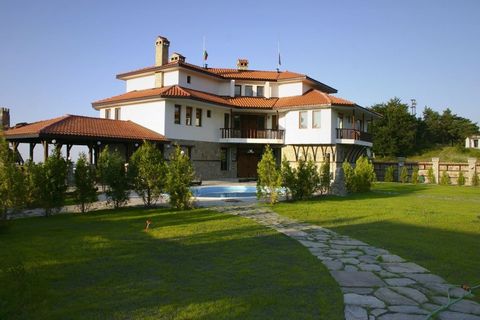Real estate agency Titan Properties presents to your attention hotel 'Wiell' in the village of Boykovo. The village is located 20 km. from Fr. Plovdiv. The hotel is three-storey and has an area of 1100 sq.m., built on a plot of 3000 sq.m. It consists...