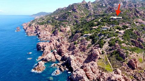 COSTA PARADISO (Code CPA-D19) We offer a splendid villa overlooking the sea in Costa Paradiso. The villa was built on the slope of a hill overlooking the sea, designed by the famous architect Ponis. It develops on two levels: on the first level we ha...