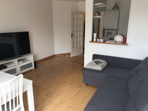 ANNE MANO Immobilier offers you this beautiful apartment rented in a luxury building with elevator on the Place Drouet D'Erlont. It consists of a kitchen, a beautiful living room, a bedroom with balcony and a bathroom. The apartment also has a cellar...