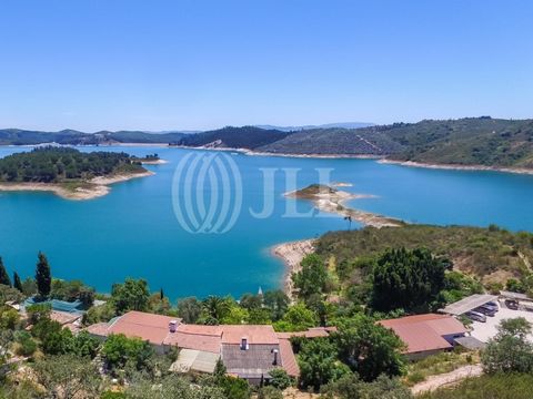 16-bedroom property, 254 sqm of gross construction area, set in a plot of land with 6 hectares, with heliport, overlooking the Santa Clara dam, terraces, garden and garage, in Santa Clara a Velha, Odemira, Algarve. It has solar panels. It comprises t...
