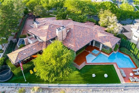 ONE OF A KIND ESTATE IN TOURNAMENT HILLS GUARD GATED COMMUNITY. THIS EXCEPTIONAL HOME IS SITUATED ON .65 ACRES, HOLE #2 W/ GORGEOUS GOLF AND MOUNTAIN VIEWS. SUNLIT GREAT ROOM OFFERS SOARING CEILINGS AND BREATHTAKING VIEWS FROM FLOOR TO CEILING WINDOW...