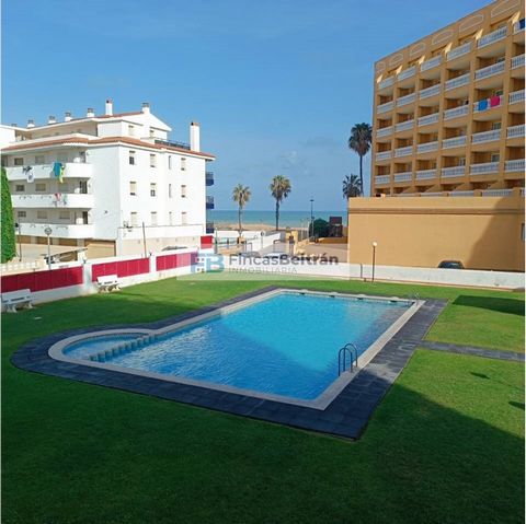 Floor 7th, apartment total surface area 40 m², usable floor area 36 m², single bedrooms: 1, 1 bathrooms, age ebetween 10 and 20 years, built-in wardrobes, lift, kitchen (abierta), state of repair: in good condition, car park, furnished, facing west, ...