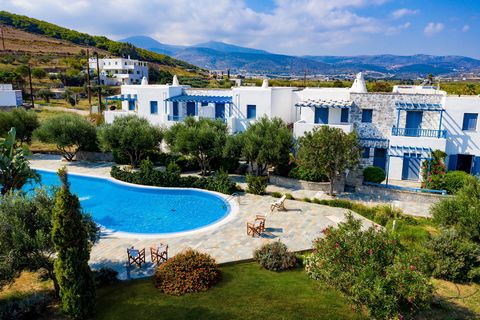 Molos Beach Apartment No. 13 is a stunning property filled with natural light and offering breathtaking views of the Aegean Sea. Nestled within a traditional ‘Kyklades’ style development in the charming fishing village of Molos, this villa provides d...