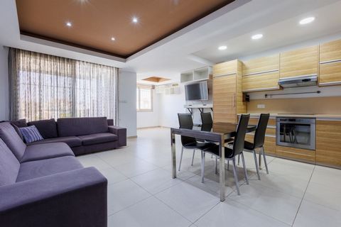 Located in Limassol. Furnished 2-bedroom top floor apartment recently refurbished and located in Mesa Geitonia, The apartment is situated on the 3rd floor of a 3 level building and includes a large corner sofa, fridge, washing machine (recently repla...