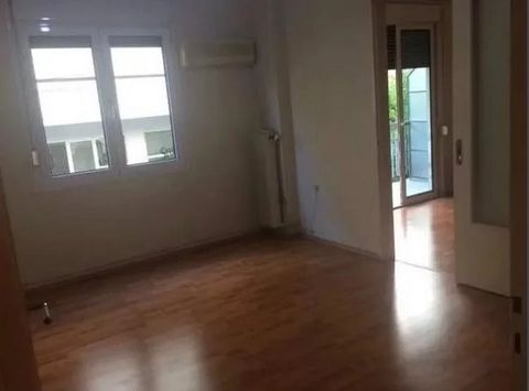 Apartment for Sale in the Center of Piraeus Location: Located in the area of the Municipal Theater, in the heart of Piraeus, just a few steps away from the metro. Property Features: Area: 55 sq.m. Floor: First Condition: Fully renovated Layout: One b...