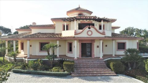 Luxury 7 bedroom villa in the prestigious San Roque Club, just a 5 minute walk from the Golf club house. The mansion has a spectacular entrance with a large staircase. A large living room with high wooden ceilings is found on the ground floor, as wel...