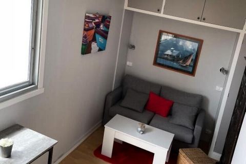 Apartament u podnóża molo i tuż przy plaży. obok od centrum Studio Jego zaletą jest strzeżony parking Studio zlokalizowane w rezydencji Port Maria na nabrzeżu oceanu. Wejście do obok z księgarni. Port Maria to mały port położony w à Quiberon, miasto ...