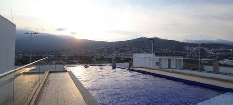 Vendo apartamento en Cali Tequendama 98 mtrs2 ,piso 6 con doble ascensor ,parqueadero doble en sótano ,piscinas y zona social en la terraza ,esta distribuido asi con sala comedor con aire acondicionado con balcón con vista las montañas ,cocina americ...