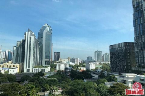 A nicely decorated one bedroom, one bathroom in the Rhythm Sukhumvit 36-38 is being offered for sale. The apartment is situated on the 11th floor, fully furnished and is 33.5 sqm. The comfortable open living space consists of a living room with sofa,...