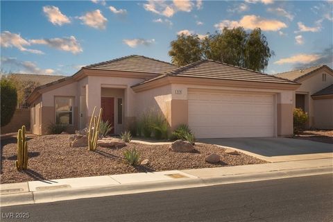 This Sun City home has been remodeled and is ready for its new owners. Highlights include elegant flooring, cabinetry with sleek black hardware, and quartz countertops. You’ll love the custom lighting, modern faucets and fixtures, and stainless steel...