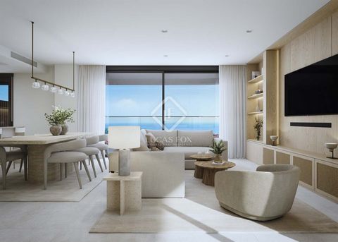 Discover this stylish ground-floor apartment in the exclusive Unika Residences development, nestled in the sought-after Buenas Noches area of Estepona. Offering a perfect mix of indoor comfort and outdoor relaxation, this property boasts 99 m² of int...