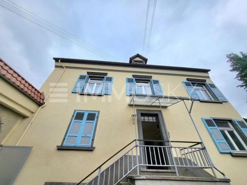 Historic detached house with versatile potential This charming detached house is a true enthusiast's project with rarity value! The property impresses with its historical substance, versatile uses and idyllic surroundings on an 802 m² enclosed plot. ...