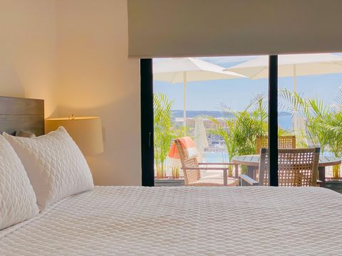 Experience the sunrise over the Bay of San Lucas in style from this beautifully designed contemporary 2 bedroom 2 bathroom condo. With spacious living area and a large balcony this condo offers a wealth of on site amenities and services just a short ...