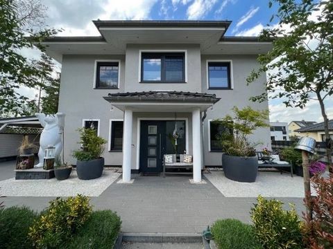 Modern detached house on 2 floors, in Hennickendorf near the Stienitzsee, as new, high-quality equipped *german : This expose is available in German, English and Russian. *english : This Expose is available in German, English and Russian language. Th...