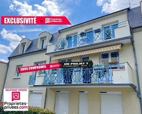 Delphine VENON vous présente en centre ville de Châteauneuf sur Loire à 2 pas de la Loire et au coeur des commerces, un appartement au 2ème et dernier étage d'une résidence de standing sécurisée avec ascenseur comprenant : Entrée avec placards, Séjou...