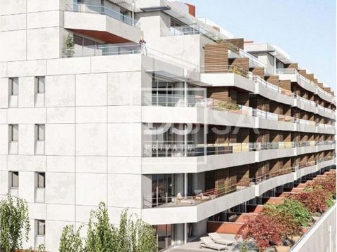 FULL DESCRIPTION Oporto Metropolitano is the most recent development in the city of Porto aimed at the modern citizen who wants to enjoy the services and amenities of cosmopolitan life. The operator of Oporto Metropolitano - Serviced Apartments ensur...