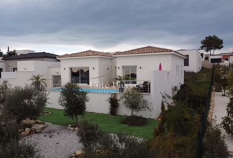 The Côté Pierres Immobilier Agency offers you a new villa (2022), on one level, consisting of an entrance, a living room with open kitchen equipped with a large surface area leading out onto a terrace with swimming pool and magnificent open views. 3 ...