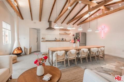 Experience the true essence of Venice Beach living with this exceptional Triplex (delivered vacant & furnished). Its alluring features, including private hot tubs, a serene communal garden, and a prime location, culminate in a coastal haven that harm...