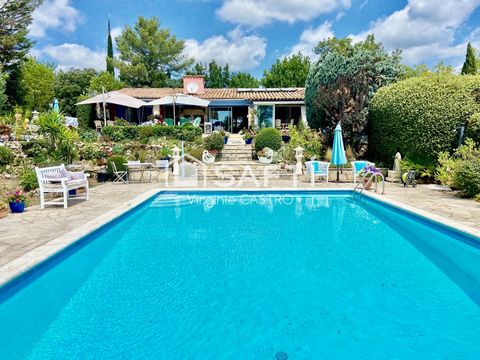 VILLA DE QUALITE 6 PIECES, PLAIN-PIED avec MAGNIFIQUE VUE - PISCINE & GARAGE