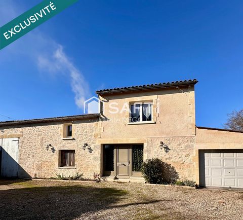 Grande maison en pierre avec piscine intérieure