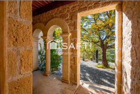 BATISSE PROVENCALE AVEC ROOFTOP ET PISCINE