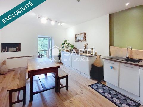 maison rénovée au centre du village