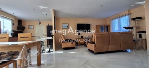 Maison de plain à Cormeray pied de 112 m² de 3 chambres