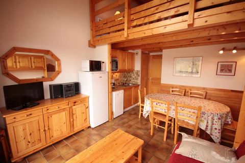 The Chalet Cristal 2 is ideally situated at the foot of the ski slopes, in Les Saisies resort. Shops are located 200 m away from the residence. You will appreciate the quiet and warm atmosphere of the accommodation. Surface area : about 52 m² includi...