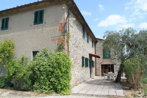 This 2-bedroom farmhouse in San Baronto can accommodate 5 guests. It is ideal for a family and has a shared swimming pool and bubble bath to relax. You can stay amidst the olive groves and enjoy a walk. There are many activities to try like horse rid...