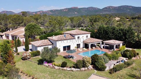 NEAR FREJUS, high-end private domain, on 4000m2 of landscaped land, property type 'modern Provencal villa 269m2 of living space, including large cathedral living room 100m2 open onto south facing terrace 254m2, heated mirror pool 10 x 5m with pool ho...