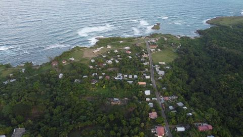 Green Castle, St. Mary is a quiet subdivision near to Strawberry Fields, Robin's Bay. This residential lot is approximately 1/4 acre in size and is located in a community with modest, well-kept homes. If you love the sea, you are a short drive to the...